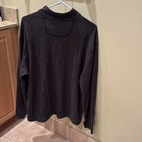 Tommy Bahamas men's grey zip pullover - Picture 5 of 6